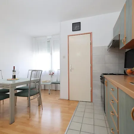 Azzurro E Bianco Apartman *