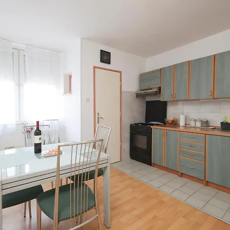 Apartmán Azzurro E Bianco *