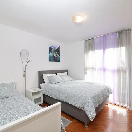 Apartman Azzurro E Bianco Zadar