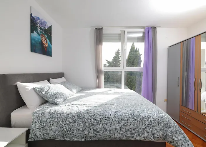 Apartment Azzurro E Bianco *